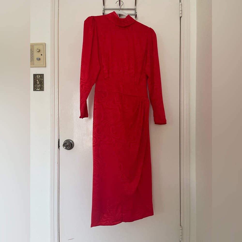 KAIRA DRESS
Ronny Kobo
Color: Red
Size: M - Picture 4 of 7